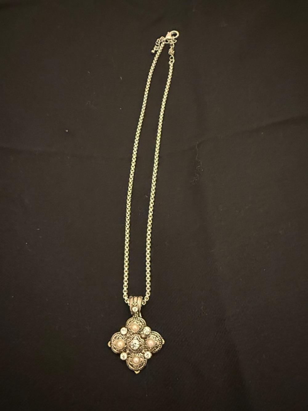 Vintage-Inspired Silver Pendant Necklace with Pearl Accents